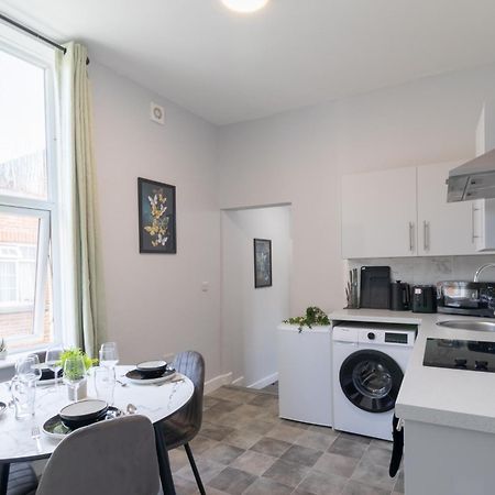 Open Mind Property - Apartment With 2 Double Beds Portsmouth Zewnętrze zdjęcie