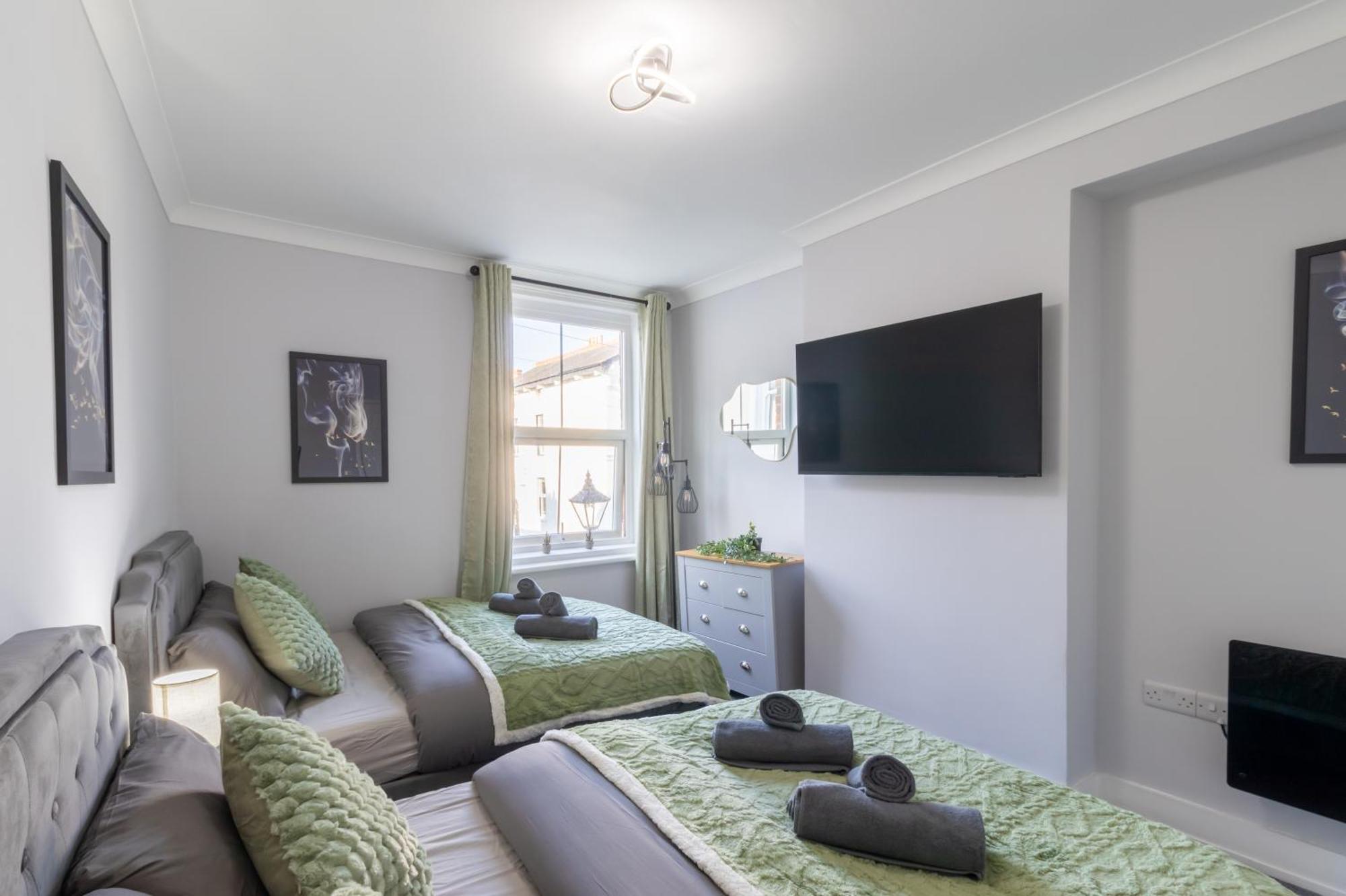 Open Mind Property - Apartment With 2 Double Beds Portsmouth Zewnętrze zdjęcie