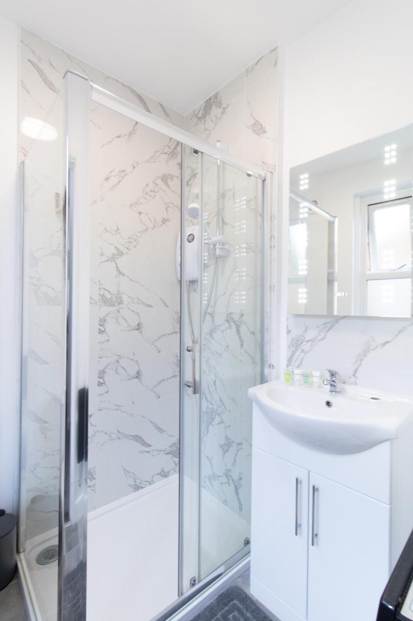 Open Mind Property - Apartment With 2 Double Beds Portsmouth Zewnętrze zdjęcie